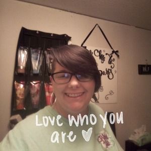 Meet your Posher, Mandi